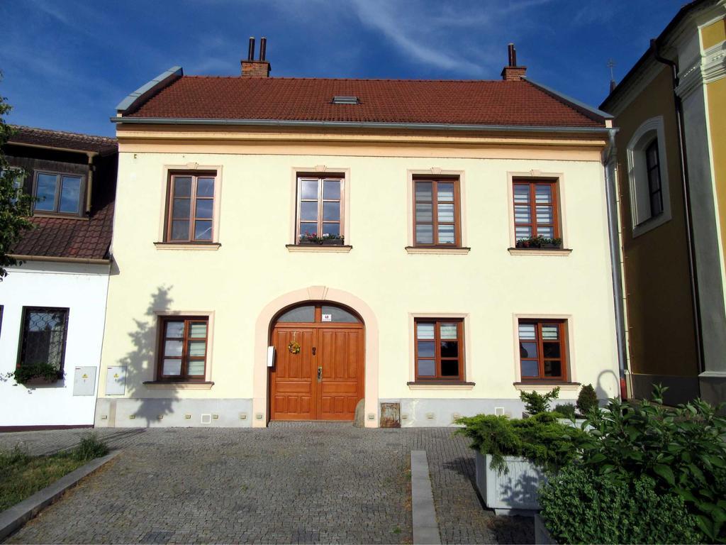 Apartmán U Kostela Veselí nad Moravou Exterior foto